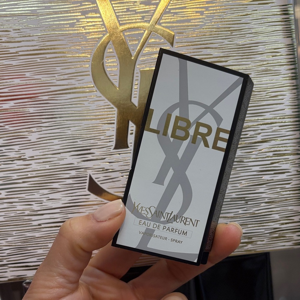 Yves Saint Laurent Libre Eau de Parfum

We are a Parfumerie based in NJ.